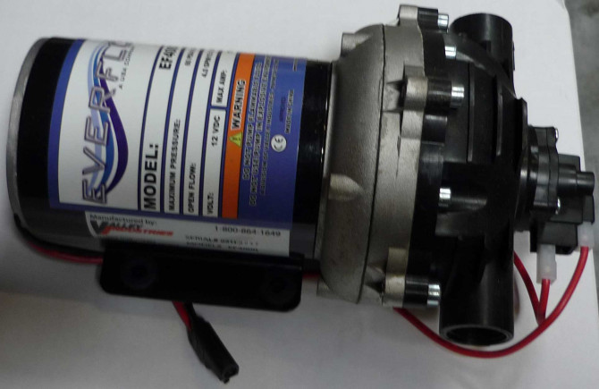 POMPE 5 MEMBRANES 12V EVERFLO - 11,4L/min - 4,1 Bars - @